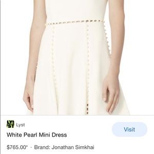 Pic doesn’t do dress justice super pretty on elegant